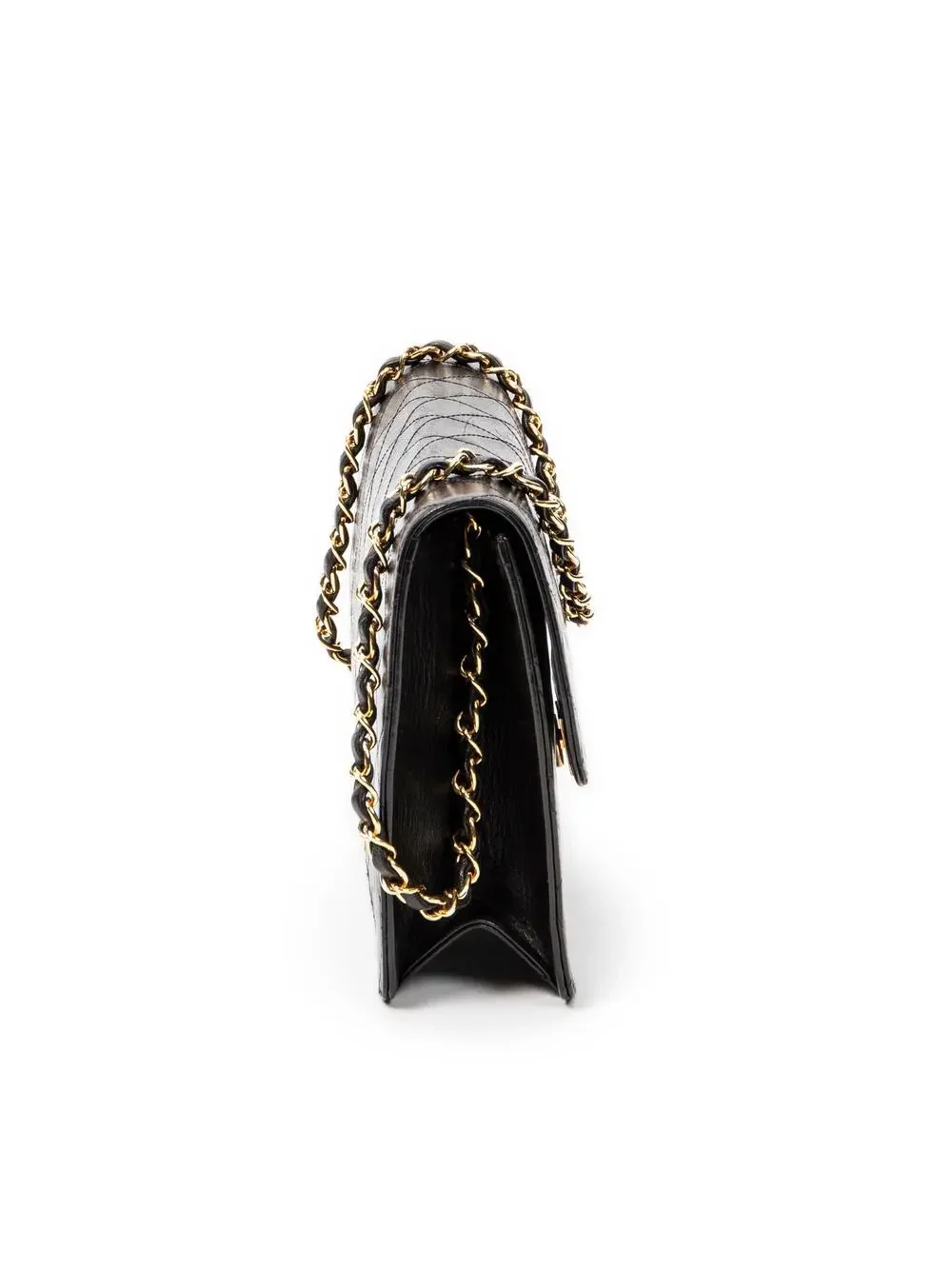 CHANEL elevate your
